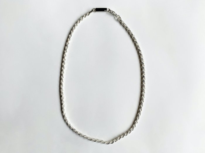 <img class='new_mark_img1' src='https://img.shop-pro.jp/img/new/icons8.gif' style='border:none;display:inline;margin:0px;padding:0px;width:auto;' />silver rope chain necklaces