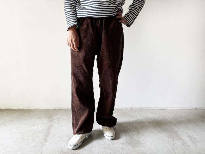 corduroy easy pants / BROWN