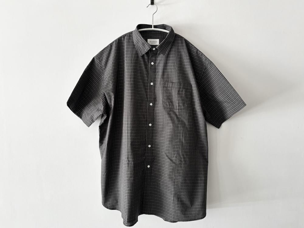 <img class='new_mark_img1' src='https://img.shop-pro.jp/img/new/icons8.gif' style='border:none;display:inline;margin:0px;padding:0px;width:auto;' />cotton checked short sleeve shirt / BLACK