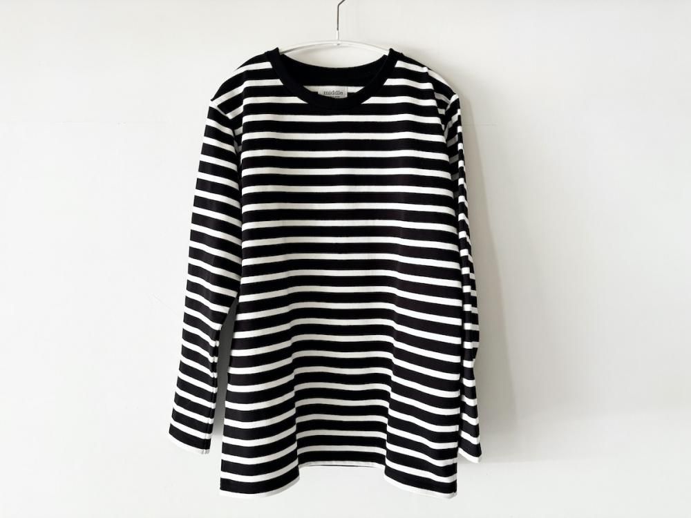 <img class='new_mark_img1' src='https://img.shop-pro.jp/img/new/icons8.gif' style='border:none;display:inline;margin:0px;padding:0px;width:auto;' />border long sleeve t-shirt / BLACK