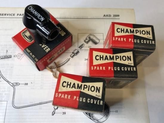 当時物 未使用 純正CHAMPION プラグキャップ（4個1SET） - ディンキー 
