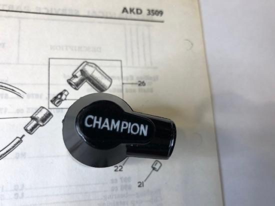 当時物 未使用 純正CHAMPION プラグキャップ（4個1SET） - ディンキー 