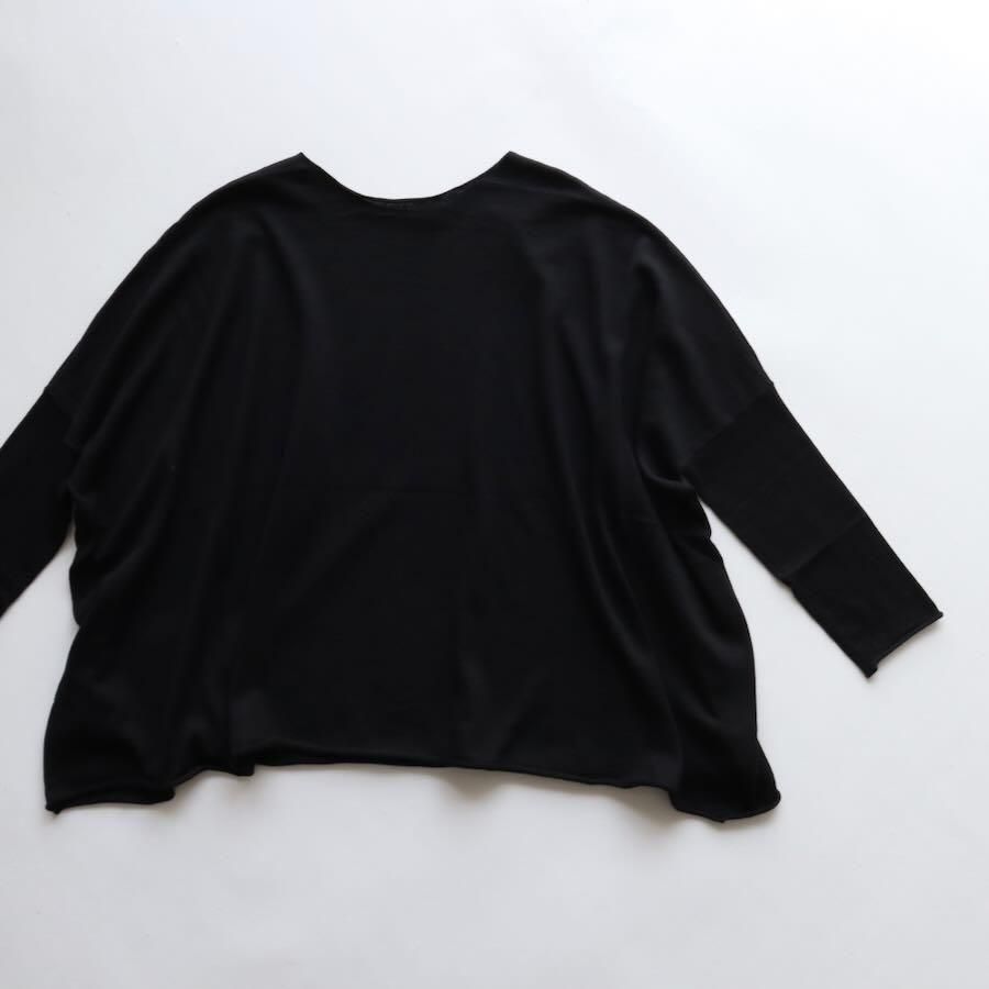 Veritecoeur（ヴェリテクール）T-LINE ニットプルオーバーST-121