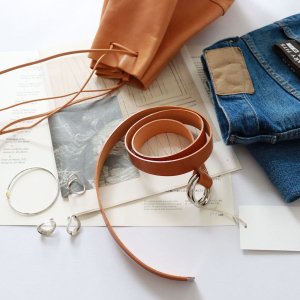 <img class='new_mark_img1' src='https://img.shop-pro.jp/img/new/icons13.gif' style='border:none;display:inline;margin:0px;padding:0px;width:auto;' /> Dhal / Ring Leather Belt(tan)