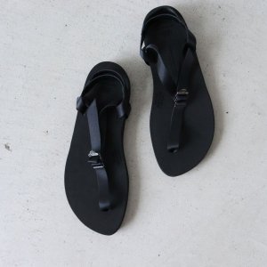 <img class='new_mark_img1' src='https://img.shop-pro.jp/img/new/icons13.gif' style='border:none;display:inline;margin:0px;padding:0px;width:auto;' />BEAUTIFUL SHOES / BEREFOOT SANDALS