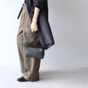 <img class='new_mark_img1' src='https://img.shop-pro.jp/img/new/icons13.gif' style='border:none;display:inline;margin:0px;padding:0px;width:auto;' />ViN / Mini Boston 