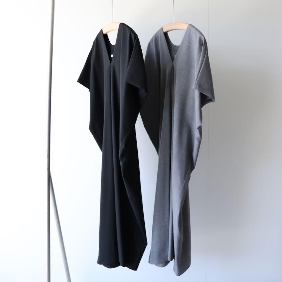 holk ワンピース　dress black holk（ホーク）wool tropical dress long