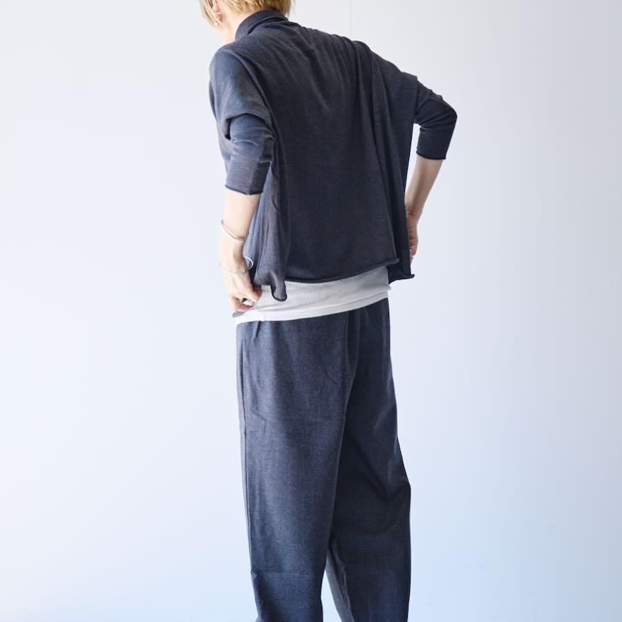 Veritecoeur（ヴェリテクール）T-LINE ニットタートルネックプル