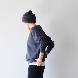 <img class='new_mark_img1' src='https://img.shop-pro.jp/img/new/icons13.gif' style='border:none;display:inline;margin:0px;padding:0px;width:auto;' />holk / crewneck sweat(2color)(unisex)