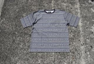MAGIC NUMBER / FLOWER BORDER T-SHIRT (BLACK