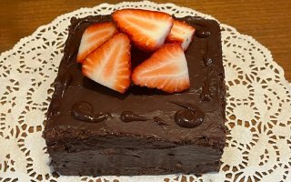 【季節限定】いちごの濃厚チョコレートケーキ 直径12cm（店舗受け取りのみ、配送不可）