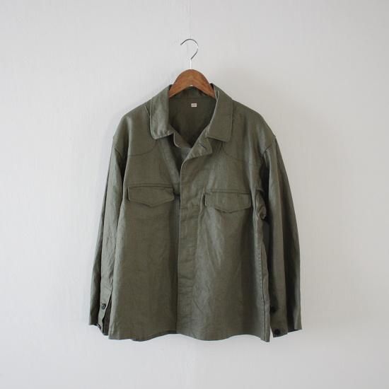 <img class='new_mark_img1' src='https://img.shop-pro.jp/img/new/icons20.gif' style='border:none;display:inline;margin:0px;padding:0px;width:auto;' />[30%OFF]  OUTIL  VESTE PEYRAUD