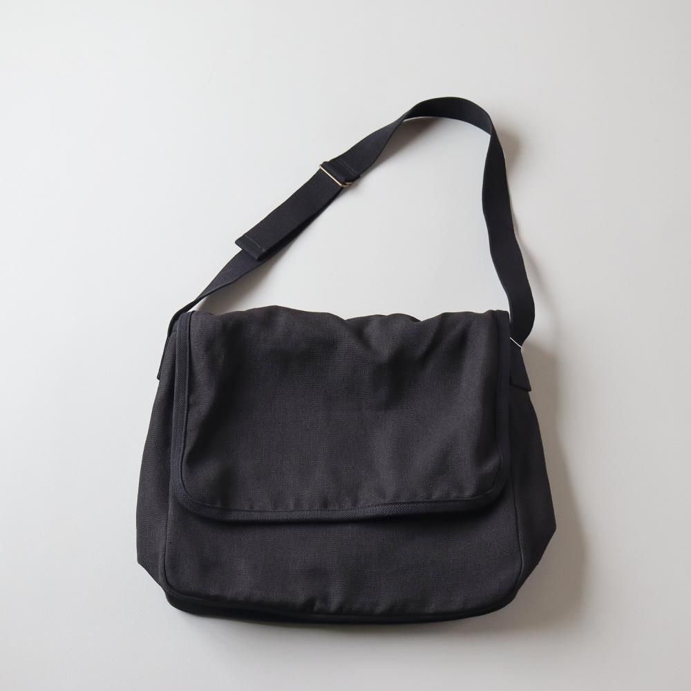COMOLI ヘンプダック ショルダーバッグ - DIMPLE COMOLI ヘンプダック ショルダーバッグ - DIMPLE