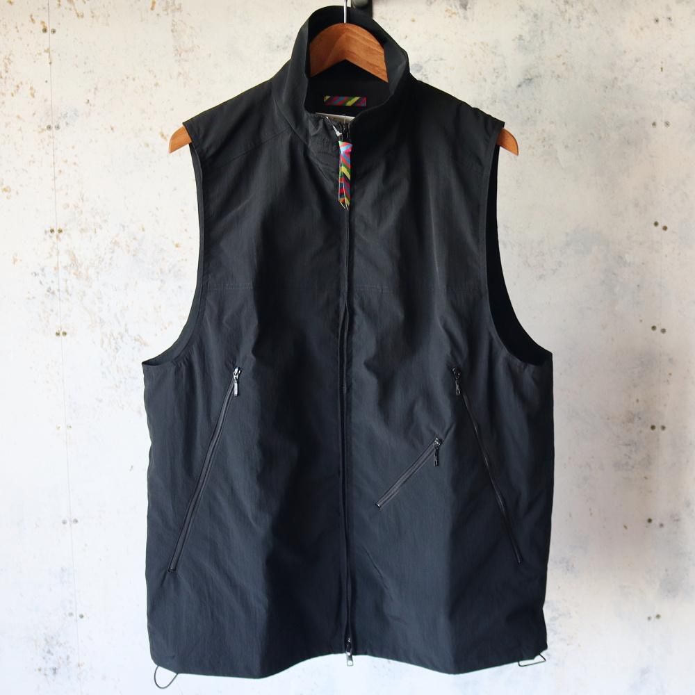 is-ness  LIGHT SHELL VEST