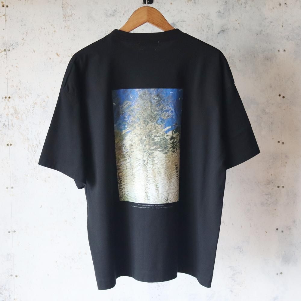 YOKE PHOTO PRINT ORGANIC COTTON T-SHIRT by TARO MIZUTANI