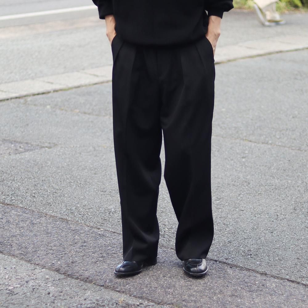 ULTERIOR  VINTAGE SOFT GABARDINE TUCKED TROUSERS