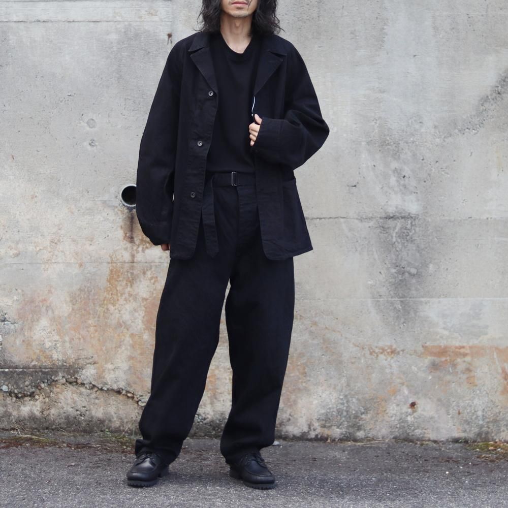 COMOLI ブラックデニム ベルテッドパンツ - DIMPLE