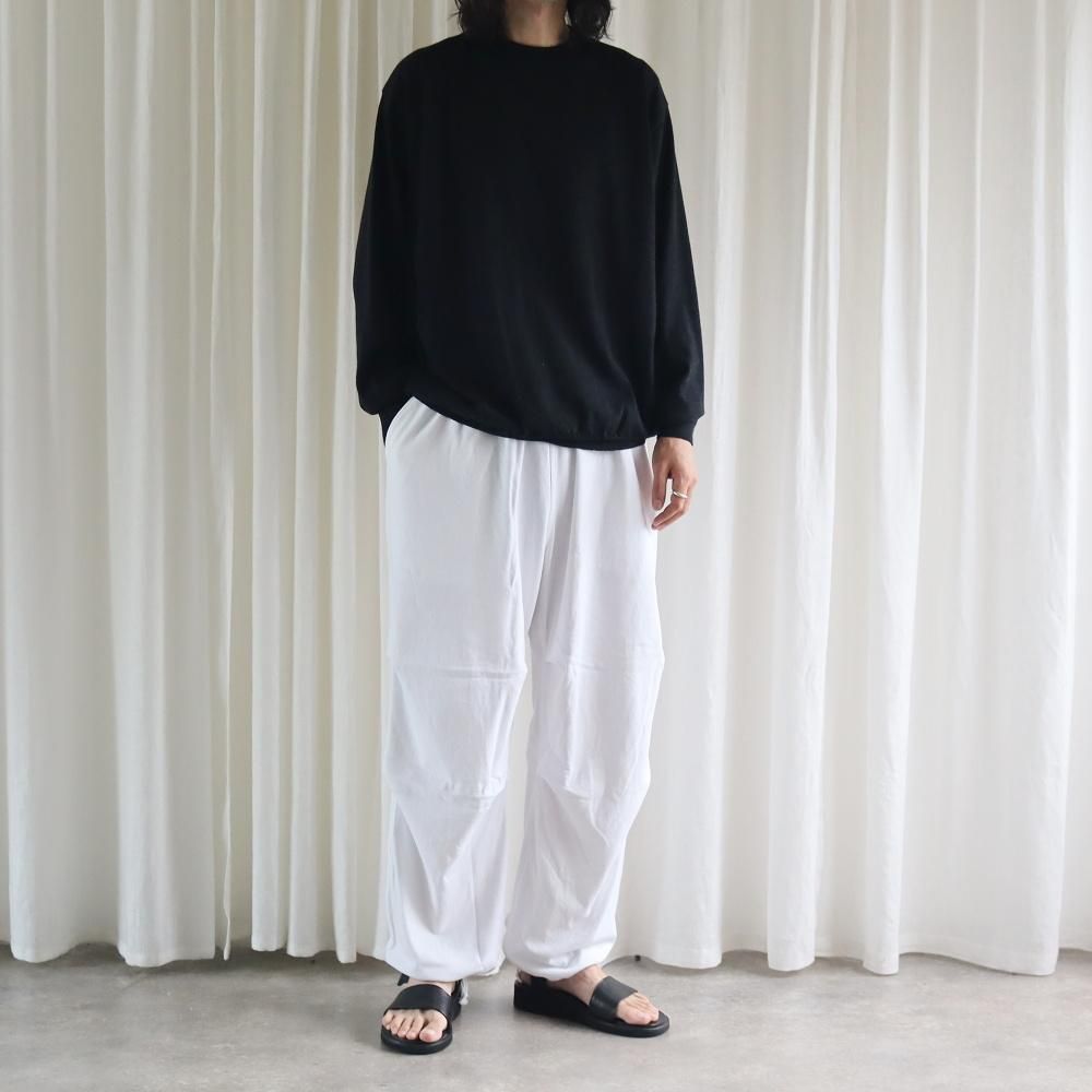 COMOLI ウールサープラス 長袖 クルーネック ニット エクリュ COMOLI / コモリ | ラムズウール クルーネックニット - Ecru