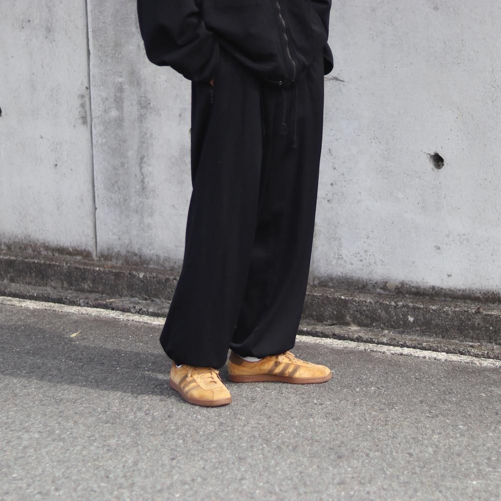 barbell object clip tuck pt(Black) - DIMPLE