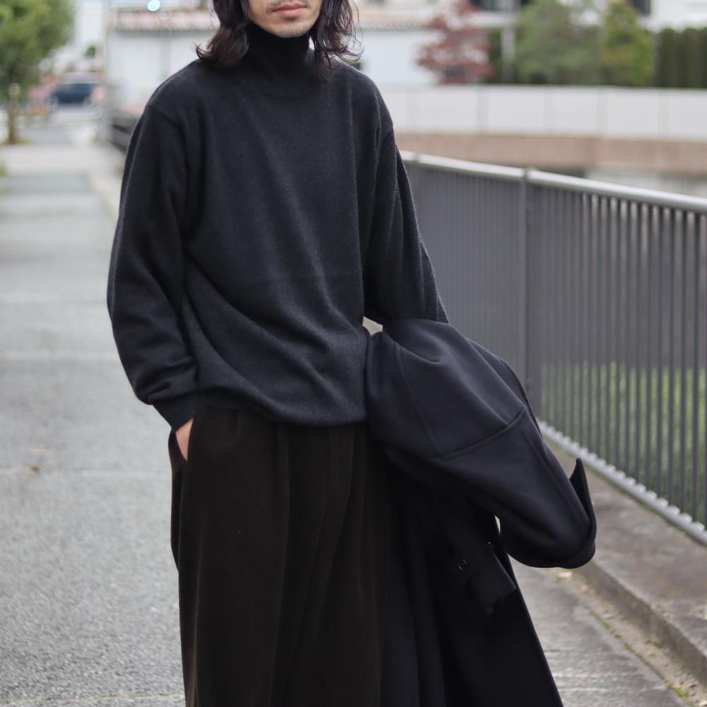 BATONER  INNOCENT CASHMERE TURTLE NECK(Merange black)