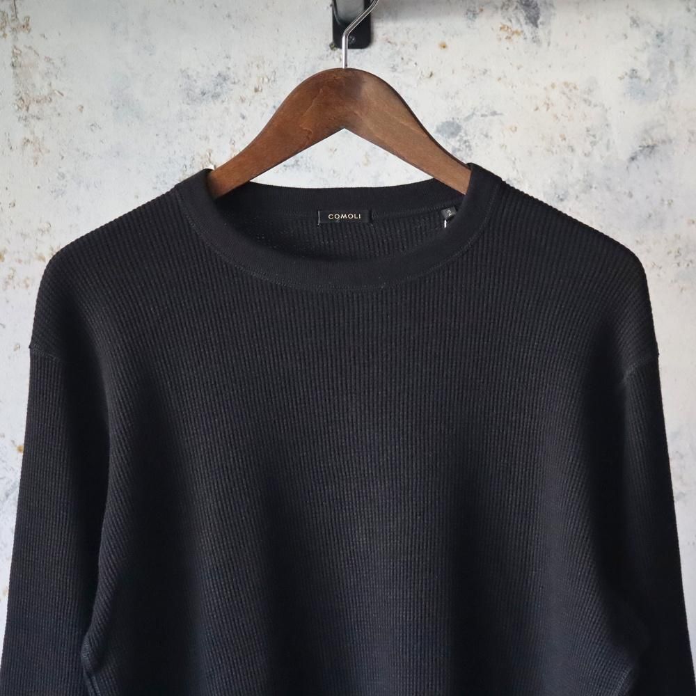 COMOLI コットンカシミヤ ワッフル長袖クルー(Black) - DIMPLE