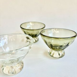 琉球ガラス 白鴉再生硝子 デザートカップ小（2色）