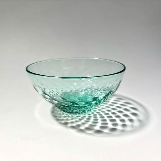 大きな琉球ガラス製ブドウの房デザイン 大きな琉球ガラス製ブドウの房デザイン 沖縄の琉球ガラス