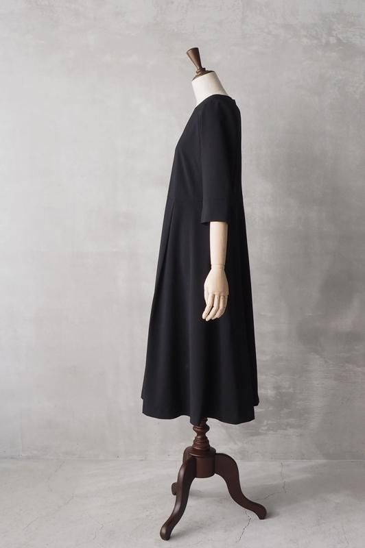 Crespi ブラックフォーマル ワンピース | CLASSIC - Daja オンラインストア