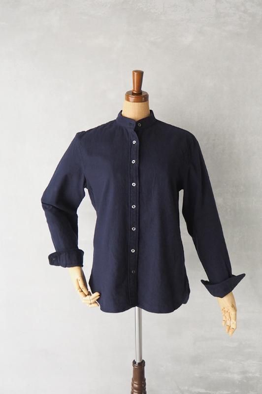 HAND ROOM WOMENS スタンドカラーシャツ（ネイビー） | 冬から春先に