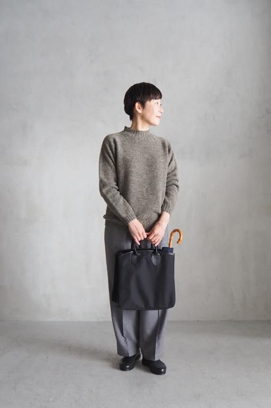 Quality GunslipsPVCショートハンドルトートバッグ(M)〈600 Quality GunslipsPVCショートハンドルトートバッグ(M)〈600