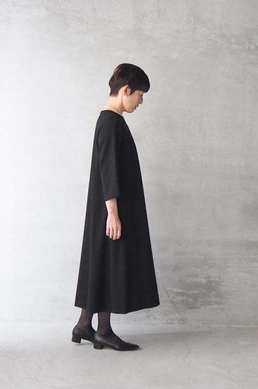 Crespi | ブラックフォーマル ワンピース 〈DRAPE〉 - Daja オンライン