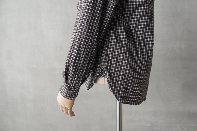 HAND ROOM WOMENSスタンドカラーシャツ（ブラウンチェック