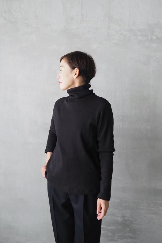HAND ROOM WOMENS | バルキー タートルネックカットソー - Daja