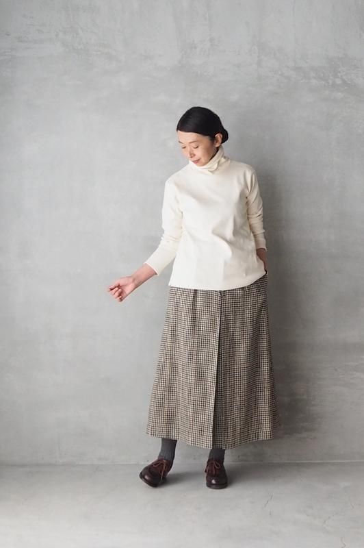 HAND ROOM WOMENS | バルキー タートルネックカットソー - Daja