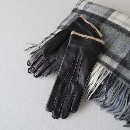 Italguantoステッチレザーグローブ〈GLOVES FOR LADY IN NAPPA LINING