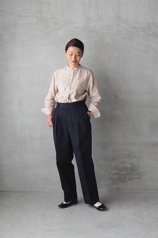 HAND ROOM WOMENS | ツータック チノトラウザーズ - Daja HAND ROOM WOMENS | ツータック チノトラウザーズ - Daja