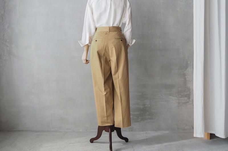 HAND ROOM WOMENS | ツータック チノトラウザーズ - Daja