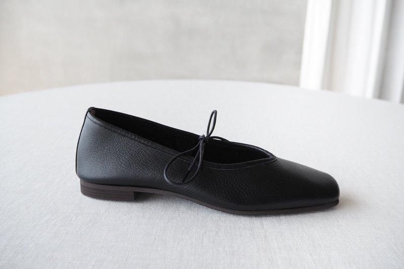 paris a velo | シュリンクレザー スクエアトゥシューズ - Daja