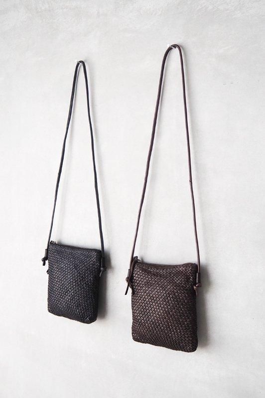 maison de soilメッシュ ショルダーポーチ〈WEAVING & PLAIN