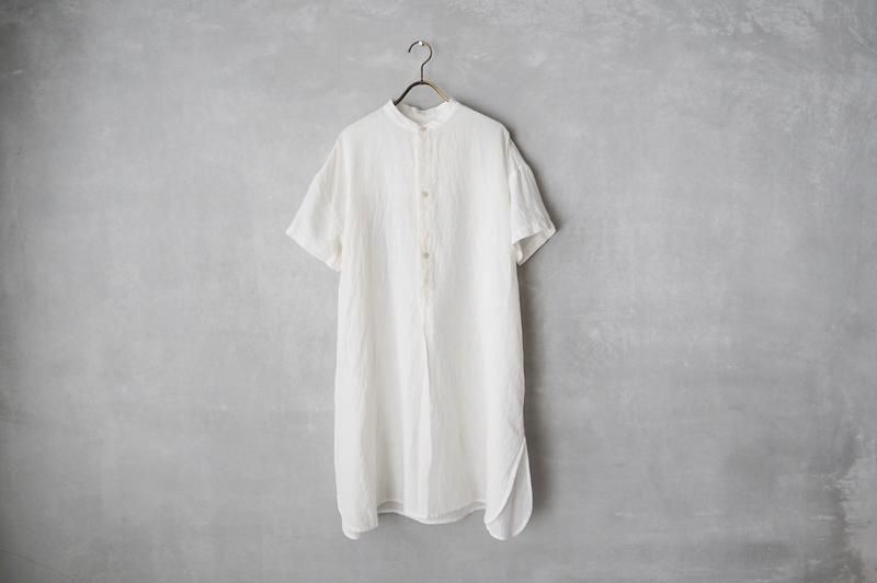 大幅値下げ❣️訳あり❣️maison de soil 袖バルーンバンドカラーシャツ 訳あり特価❣️maison de soil 袖バルーンバンドカラーシャツ