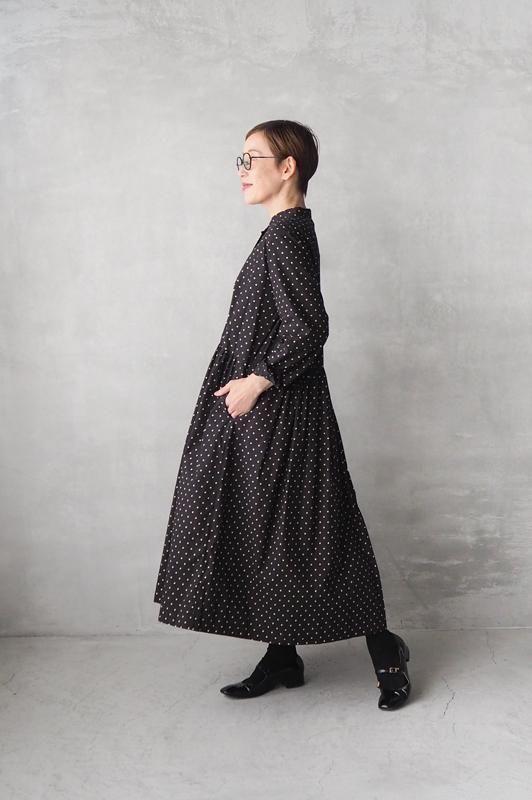 [超美品]Diagramミンクファーぽんぽんワンピース　サイズ36　黒 超美品]Diagramミンクファーぽんぽんワンピース サイズ36 黒