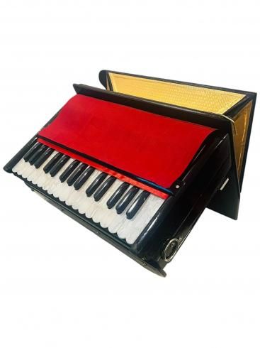 ハルモニウム ハリナム 立奏用 32鍵 / Harmonium Harinam 2.3/4 octave