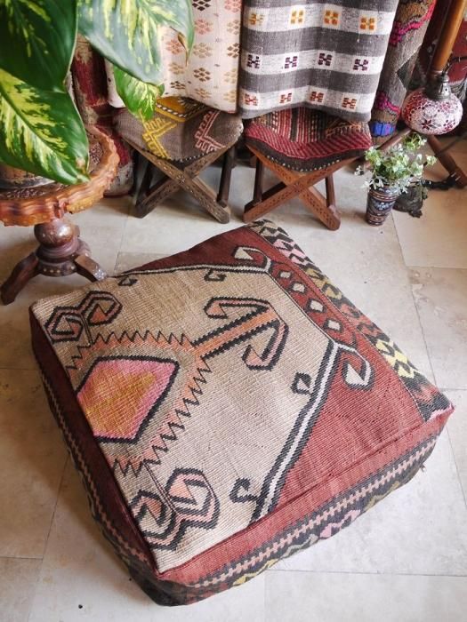 オールドキリム家具 - Kilim Designs オールドキリム家具 - Kilim Designs
