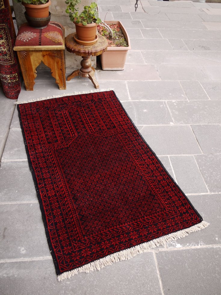 オールド絨毯 ヴィンテージラグ ミフラープと生命の木 バルーチ絨毯