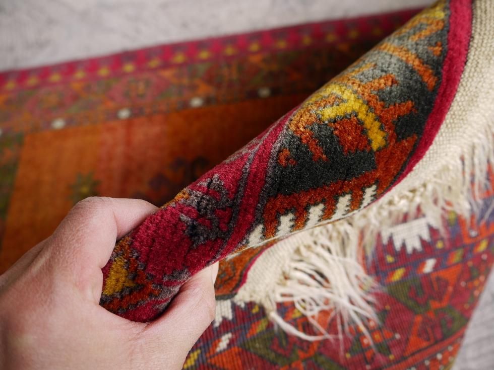 オールド絨毯 ヴィンテージラグ トライバルラグ トルクメン絨毯