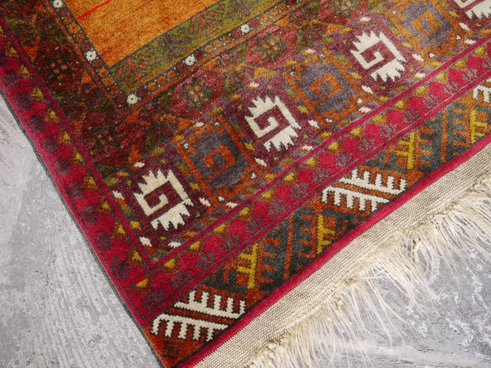 オールド絨毯 ヴィンテージラグ トライバルラグ トルクメン絨毯