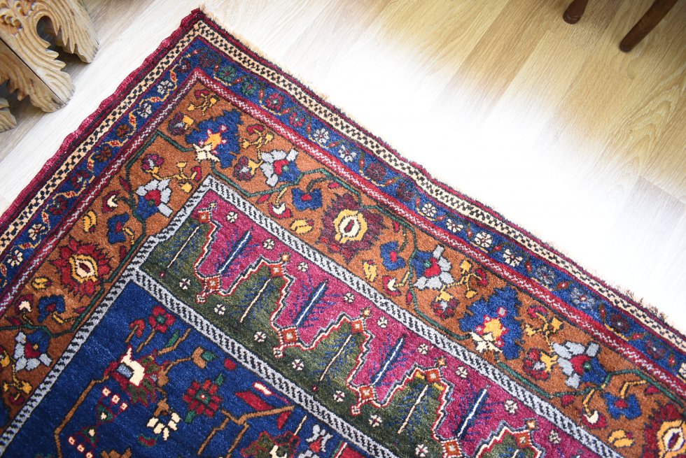 オールド絨毯 ヴィンテージラグ　タシュプナル絨毯　ヴィンテージ加工ラグ　中央アナトリア　トルコ絨毯　ペルシャ絨毯