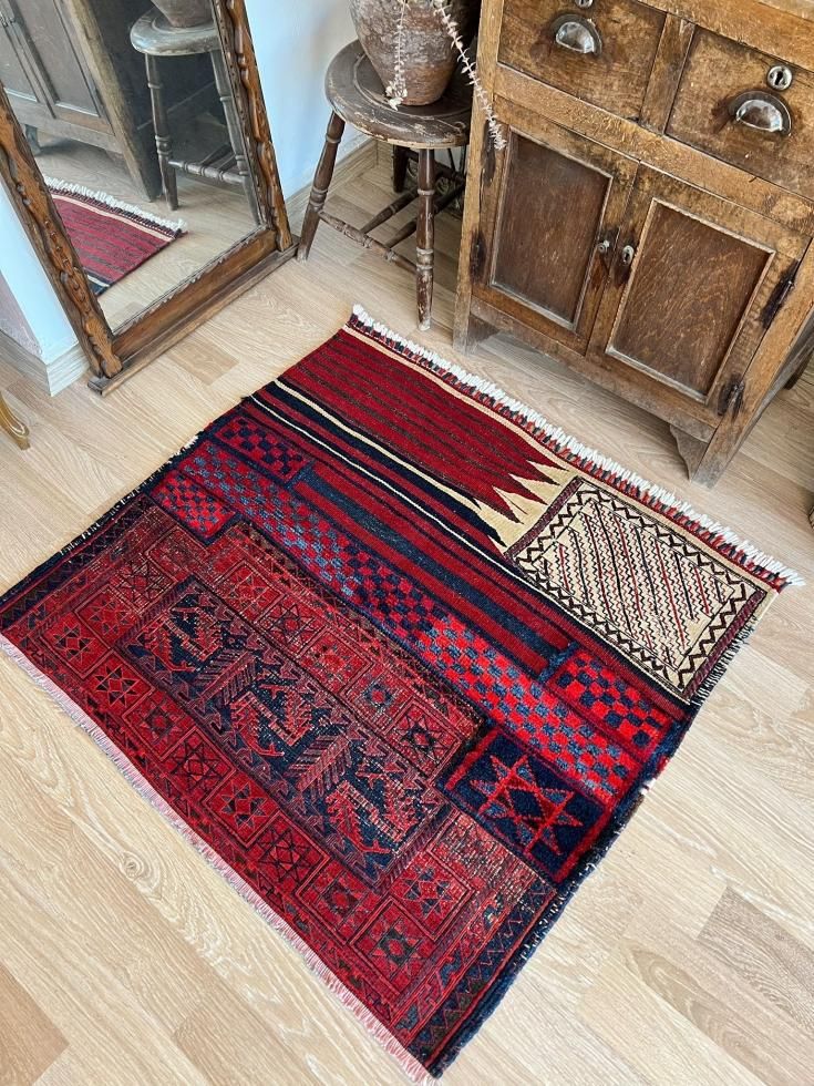 キリム カーペット/ラグ/赤/ビンテージ/美品/値下げ中