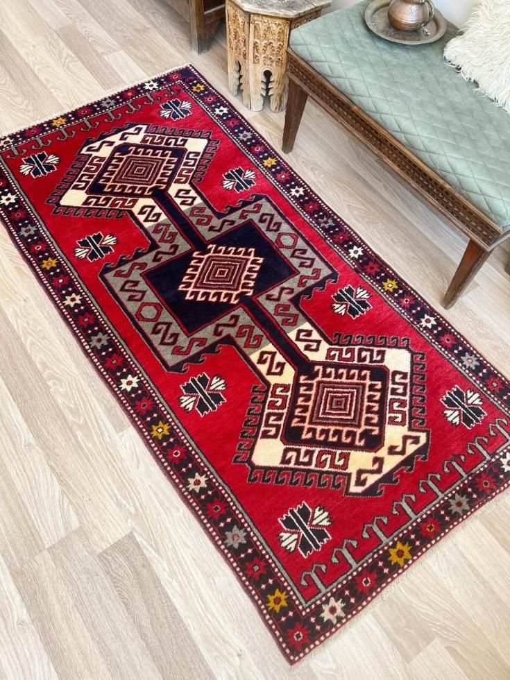 早期予約・新じゃが オールドトルコ絨毯ユニークデザイン