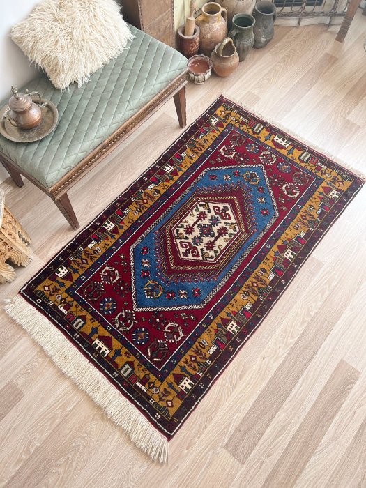 伝統的なカイセリ ヤヒヤル絨毯 約165×99